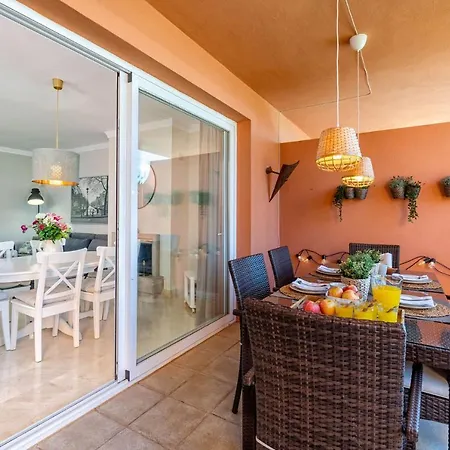 Hills Semesterbostad Fuengirola